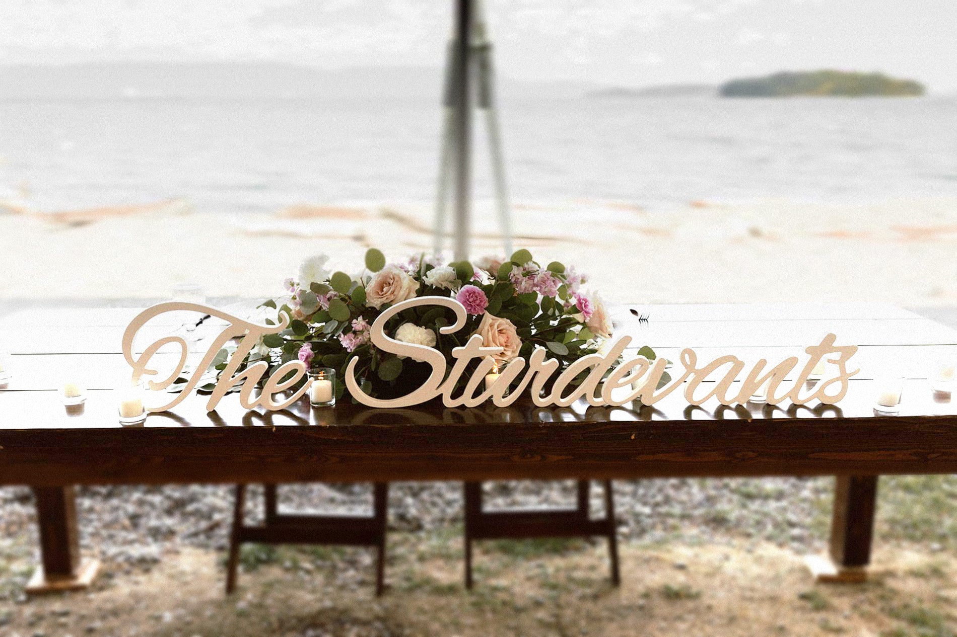 Custom Last Name Sign, Wooden Family Sign, Wedding Centerpiece, Wedding Name Signs, Sweetheart table Decor, Large Signs Up to 10" tall