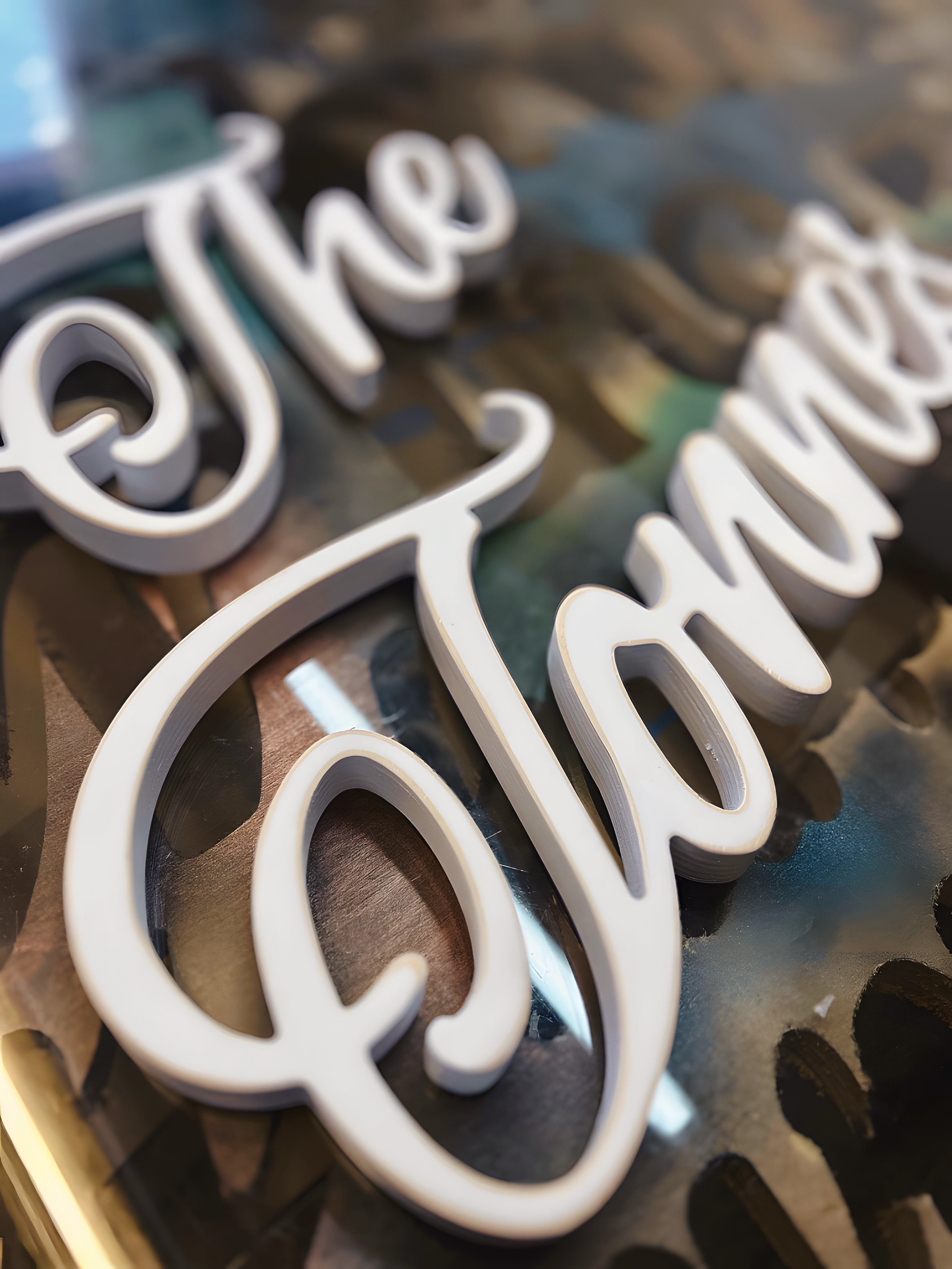 Custom Last Name Sign, Wooden Family Sign, Wedding Centerpiece, Wedding Name Signs, Sweetheart table Decor, Large Signs Up to 10" tall