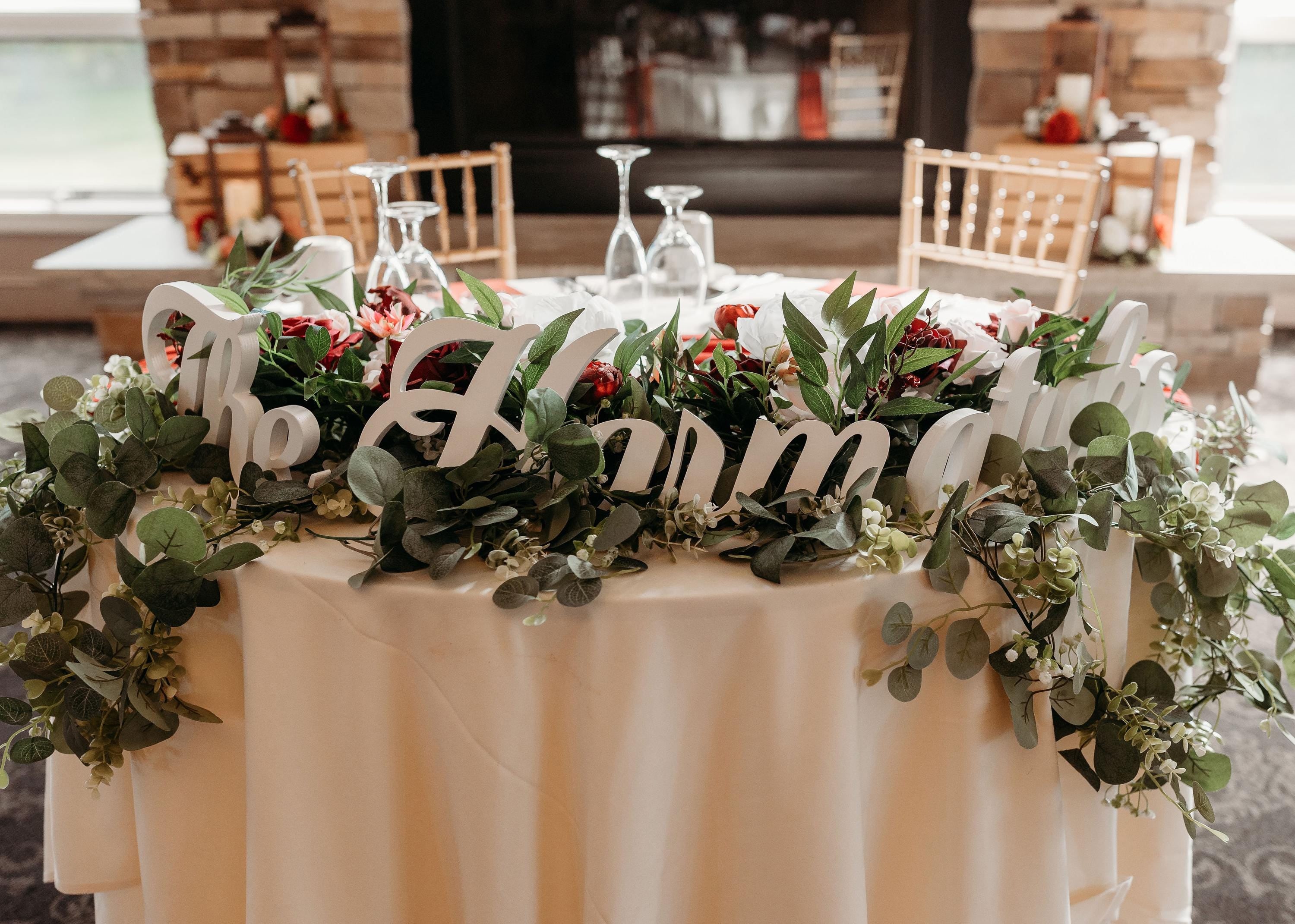 Custom Last Name Sign, Wooden Family Sign, Wedding Centerpiece, Wedding Name Signs, Sweetheart table Decor, Large Signs Up to 10" tall